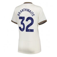 Camisa de Futebol Everton Jarrad Branthwaite #32 Equipamento Alternativo Mulheres 2024-25 Manga Curta